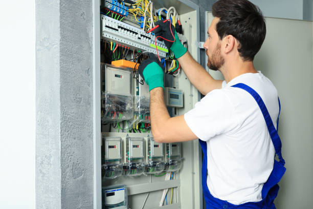 Best Emergency Electrical Repair  in Hayesville, OR